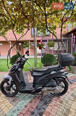 Скутер Sym Symphony SR 150 2015 в Тячеві