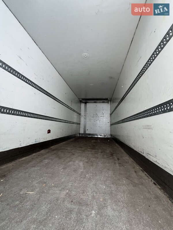 Ізотермічна будка System Trailers TKS 24 2015 в Бориславі