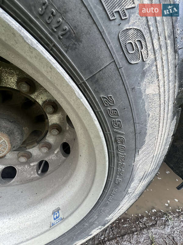 Ізотермічна будка System Trailers TKS 24 2015 в Бориславі