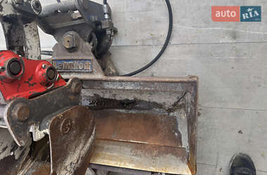 Миниэкскаватор Takeuchi TB 2009 в 