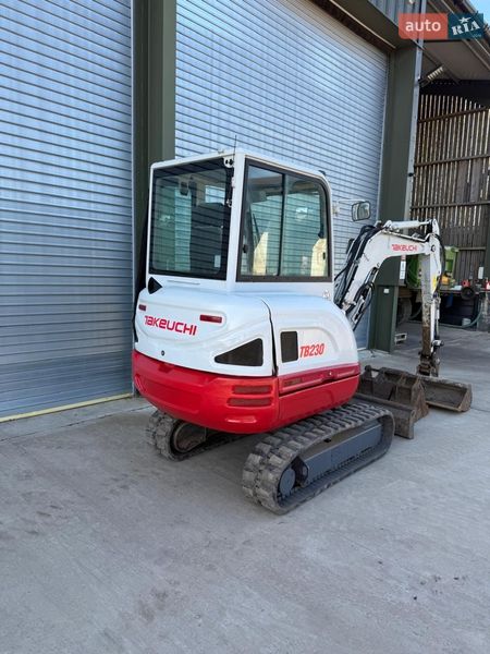 Миниэкскаватор Takeuchi TB 2017 в Бучаче