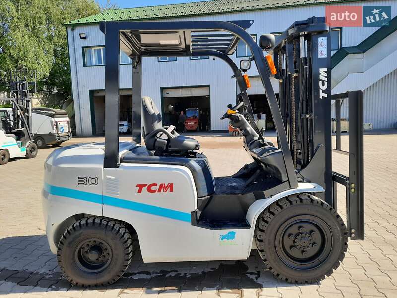 Вилочний навантажувач TCM FD 2022 в Тернополі