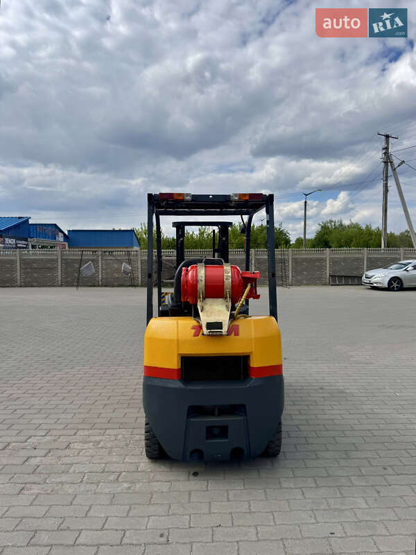 Вилочний навантажувач TCM FG 2012 в Радомишлі