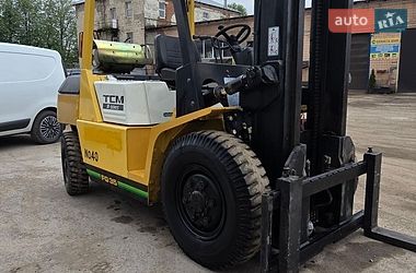Вилочный погрузчик TCM FG 2000 в Тернополе