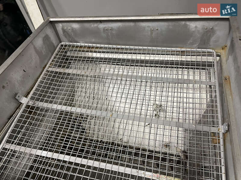 Солеразбрасыватель Technik-Plus Turbo-Jet 2007 в Луцке фото 6 Солеразбрасыватель Technik-Plus Turbo-Jet 2007 в Луцке