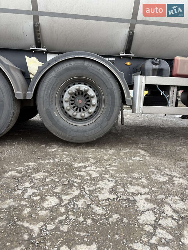 Цистерна полуприцеп Tecnokar T3-SP38 2018 в Черновцах