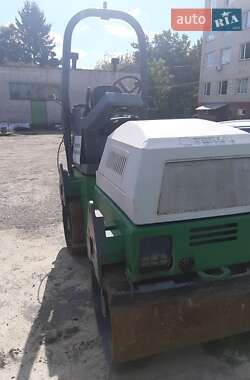 Дорожный каток Terex Benford 2010 в Львове