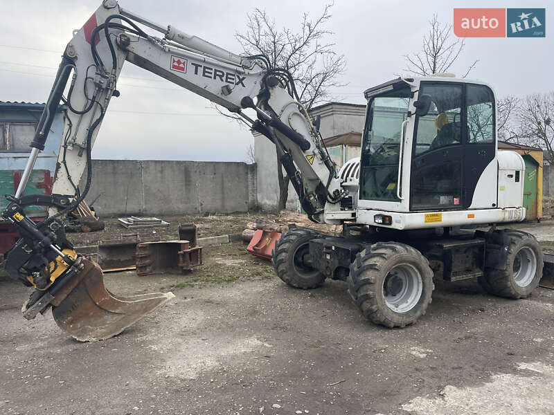 Колесный экскаватор Terex TW 2008 в Калуше