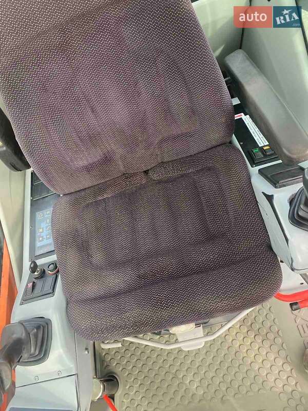 Колесный экскаватор Terex TW 2008 в Камне-Каширском фото 15 Колесный экскаватор Terex TW 2008 в Камне-Каширском