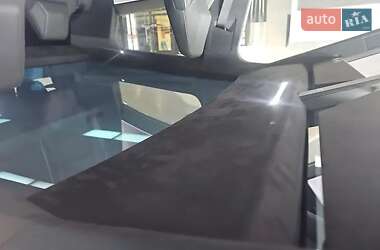 Пікап Tesla Cybertruck 2024 в 