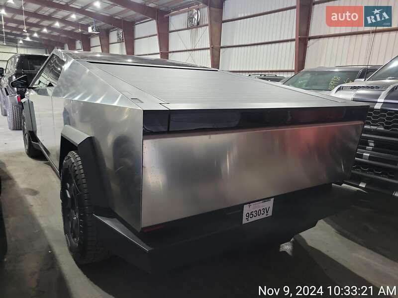 Пикап Tesla Cybertruck 2025 в Киеве