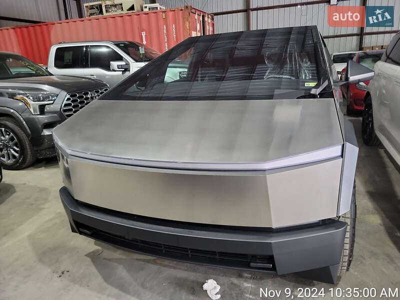 Пикап Tesla Cybertruck 2025 в Киеве