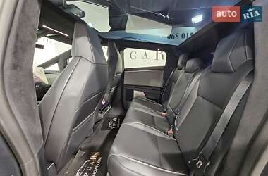 Пикап Tesla Cybertruck 2024 в 