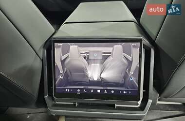 Пикап Tesla Cybertruck 2024 в 