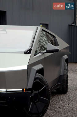 Пикап Tesla Cybertruck 2024 в Виннице
