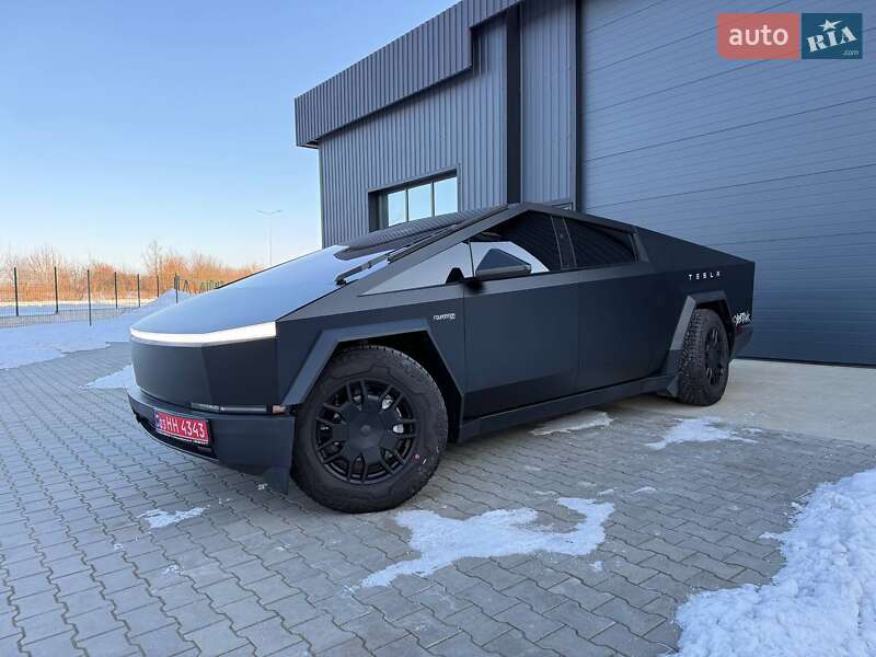 Пикап Tesla Cybertruck 2024 в Дубно