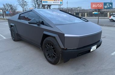 Пикап Tesla Cybertruck 2024 в Киеве