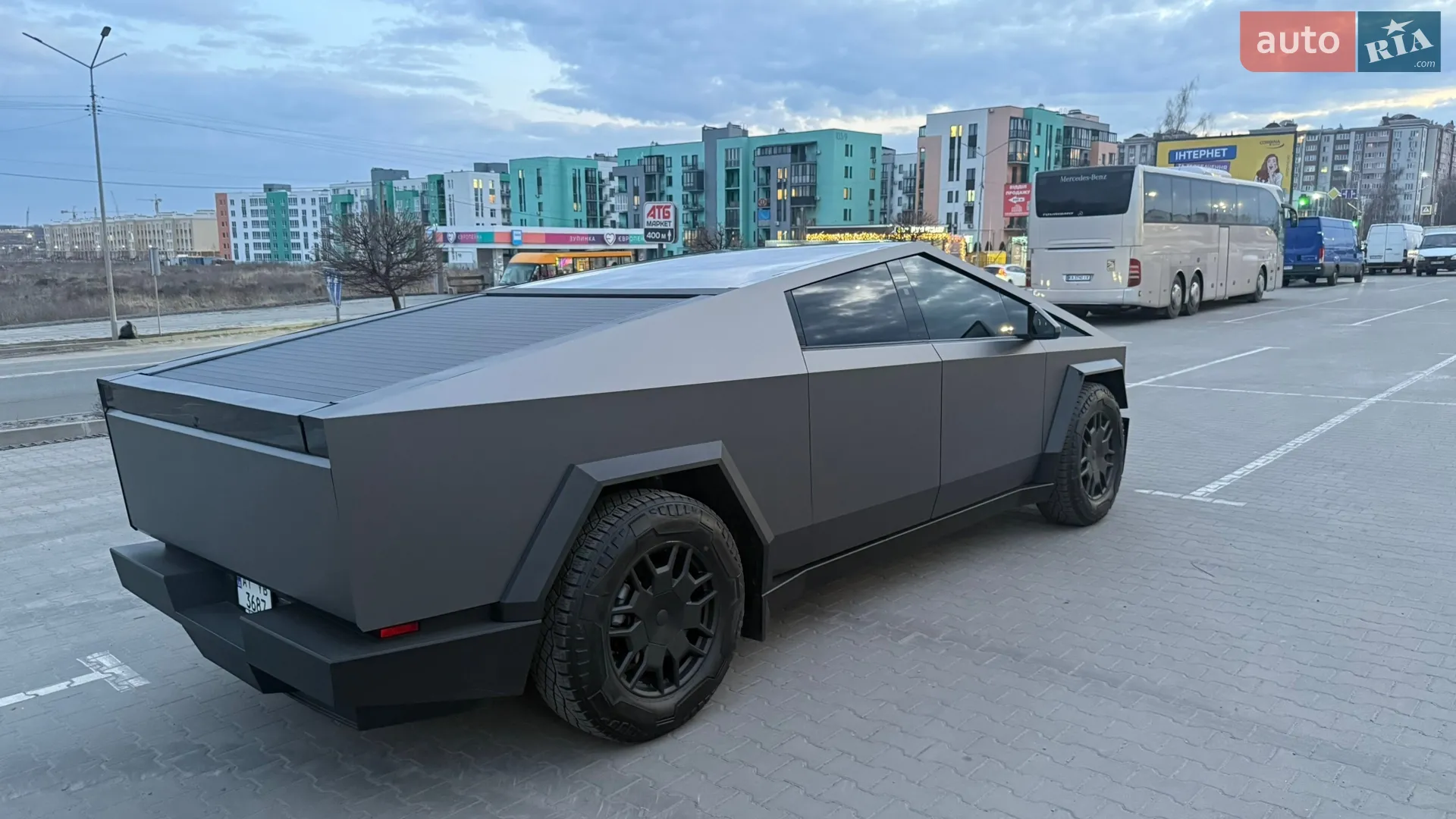 2024 Tesla Cybertruck - мініатюра 7