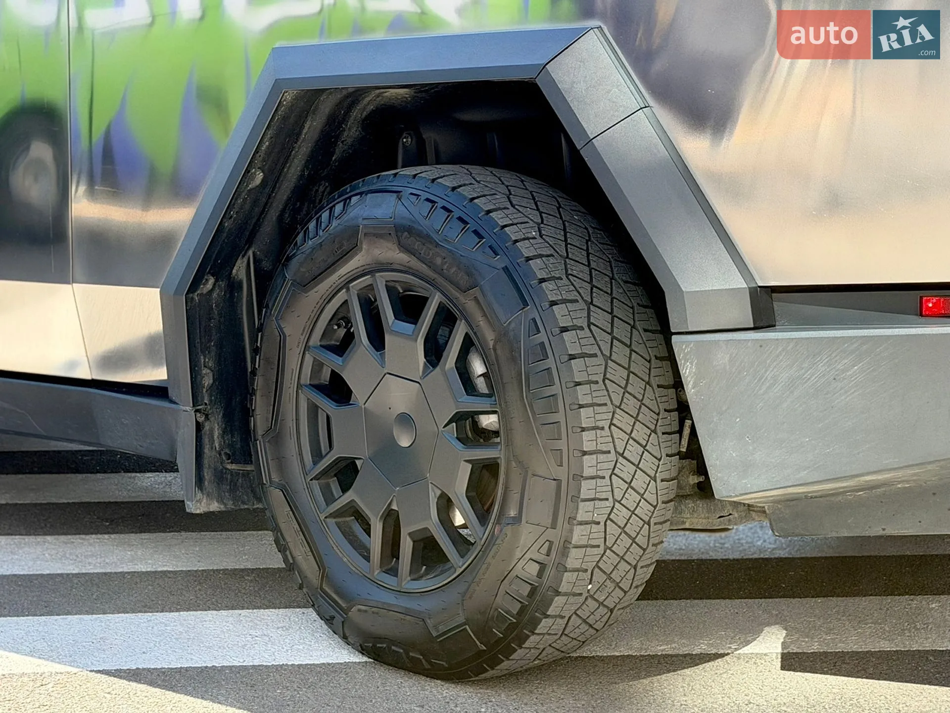 2024 Tesla Cybertruck - мініатюра 21