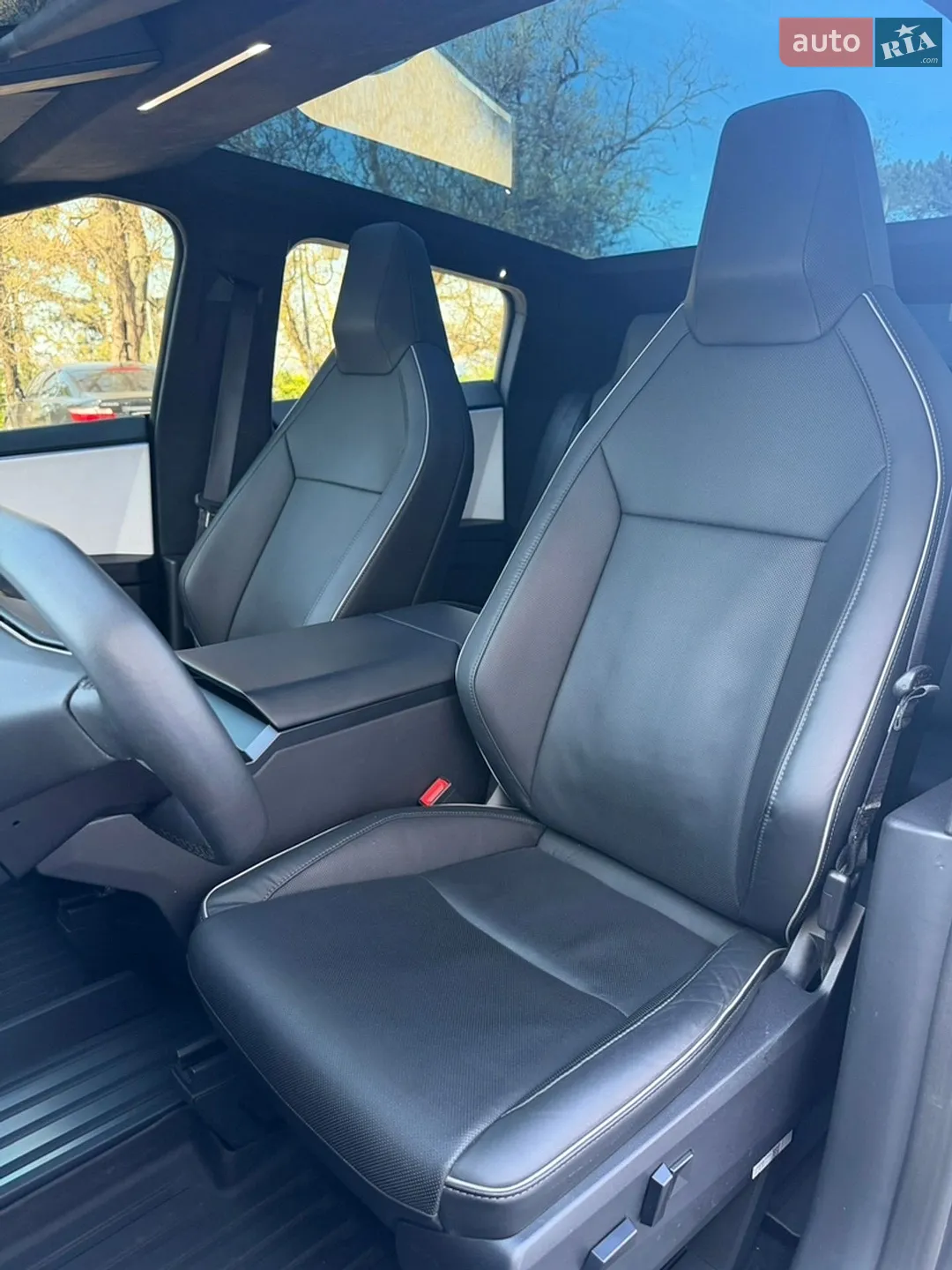 2024 Tesla Cybertruck - мініатюра 48
