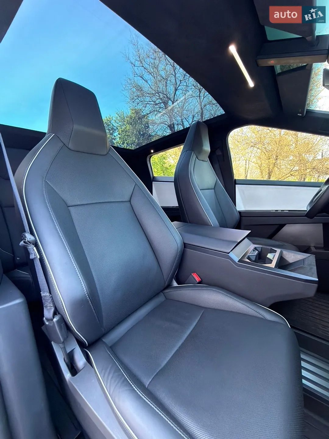 2024 Tesla Cybertruck - мініатюра 62