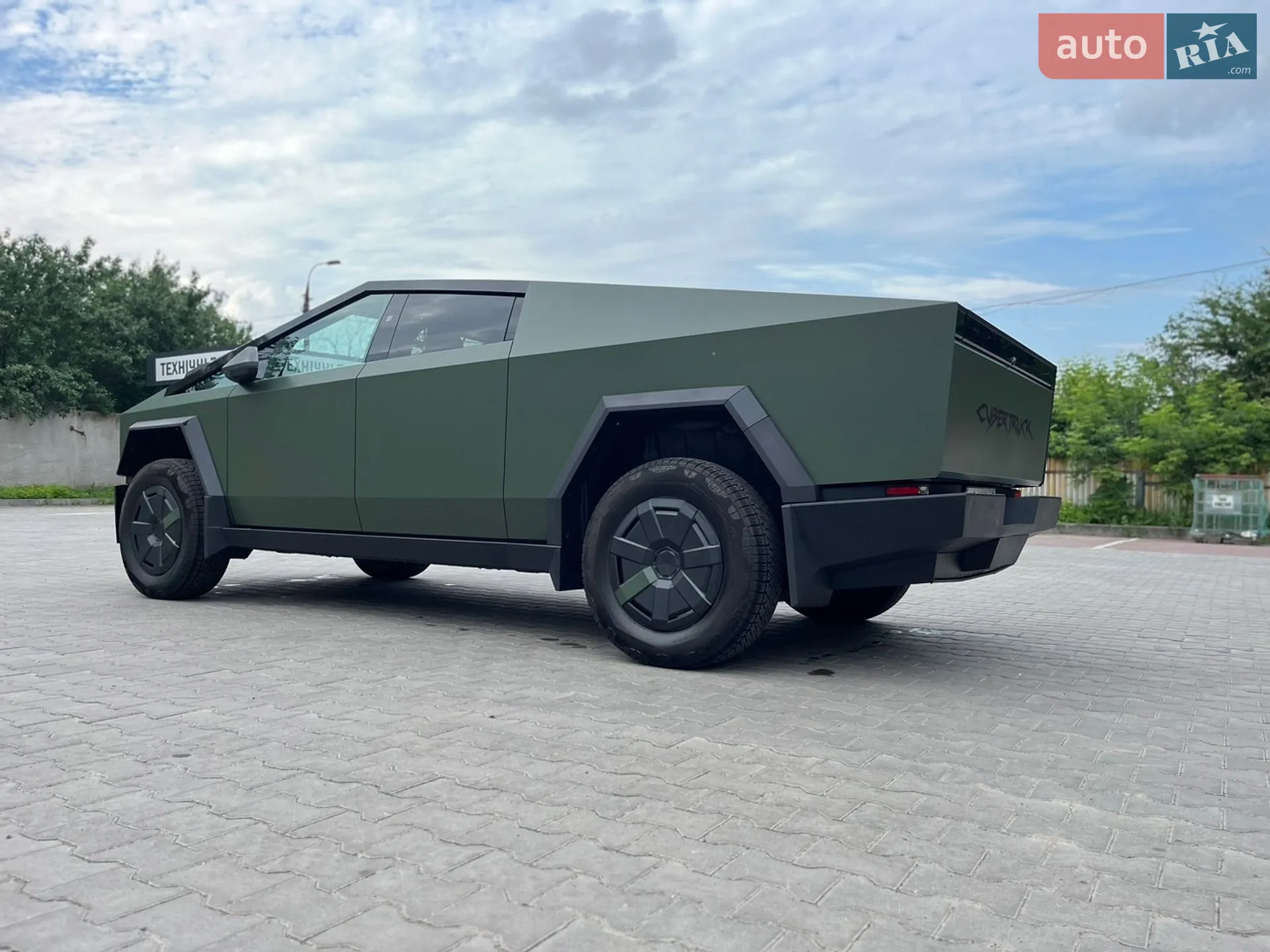 2024 Tesla Cybertruck - мініатюра 5