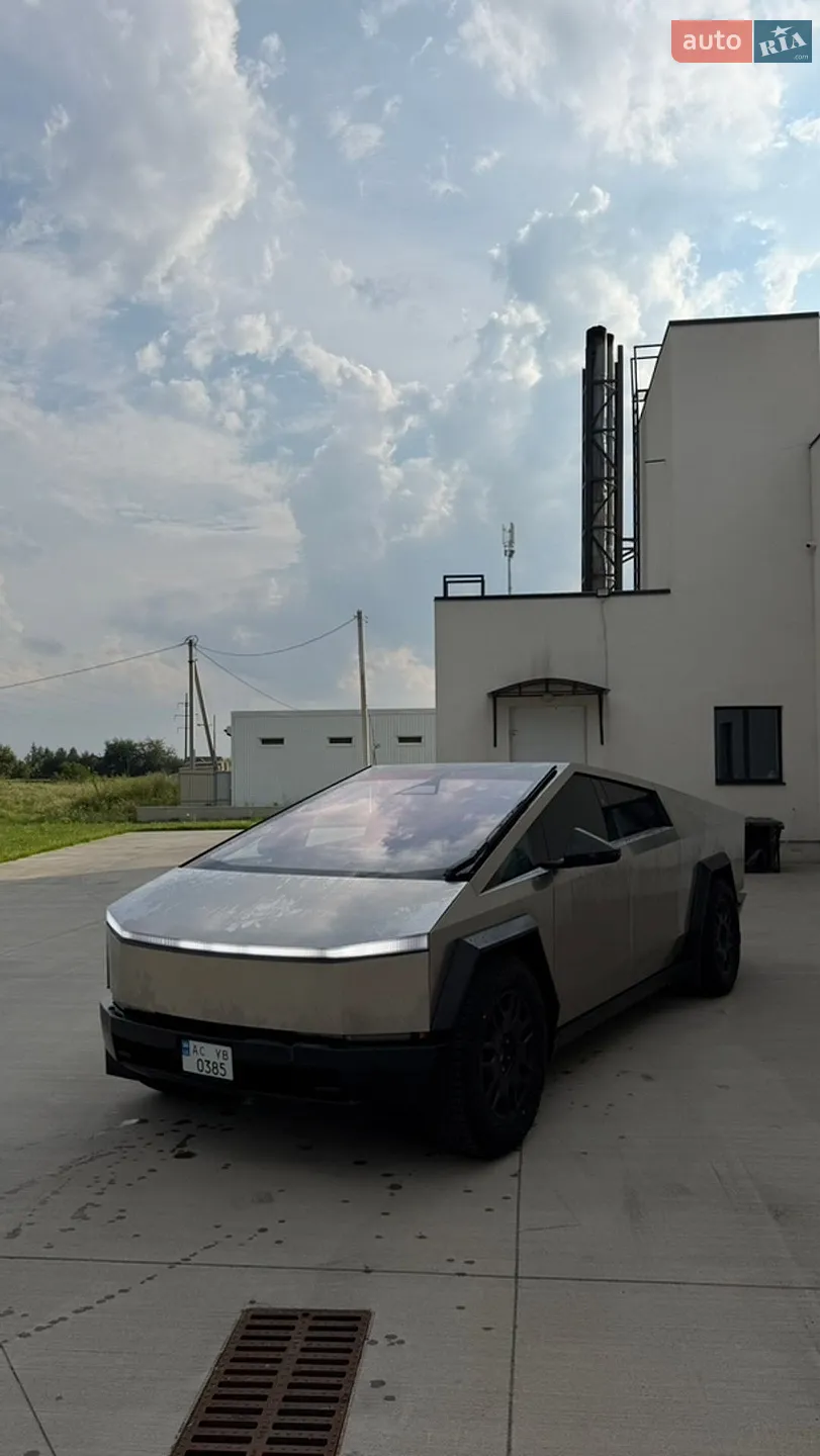 2025 Tesla Cybertruck - мініатюра 2