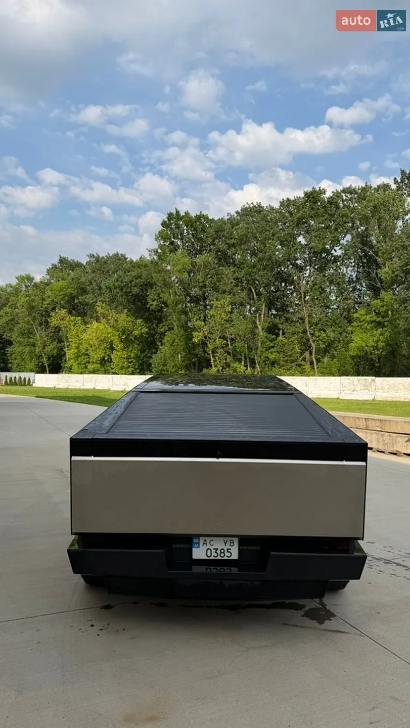 2025 Tesla Cybertruck - мініатюра 5
