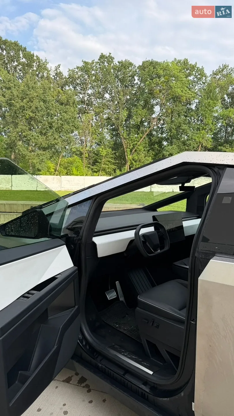 2025 Tesla Cybertruck - мініатюра 7