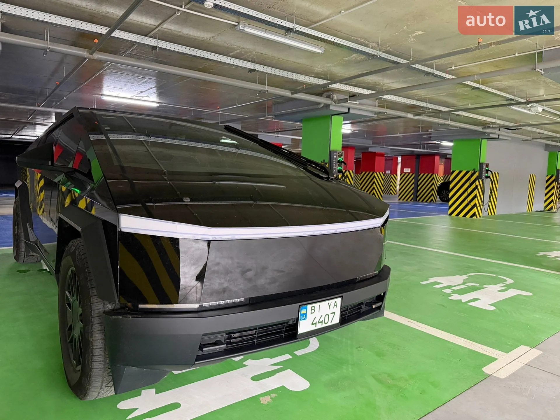 2024 Tesla Cybertruck - мініатюра 3