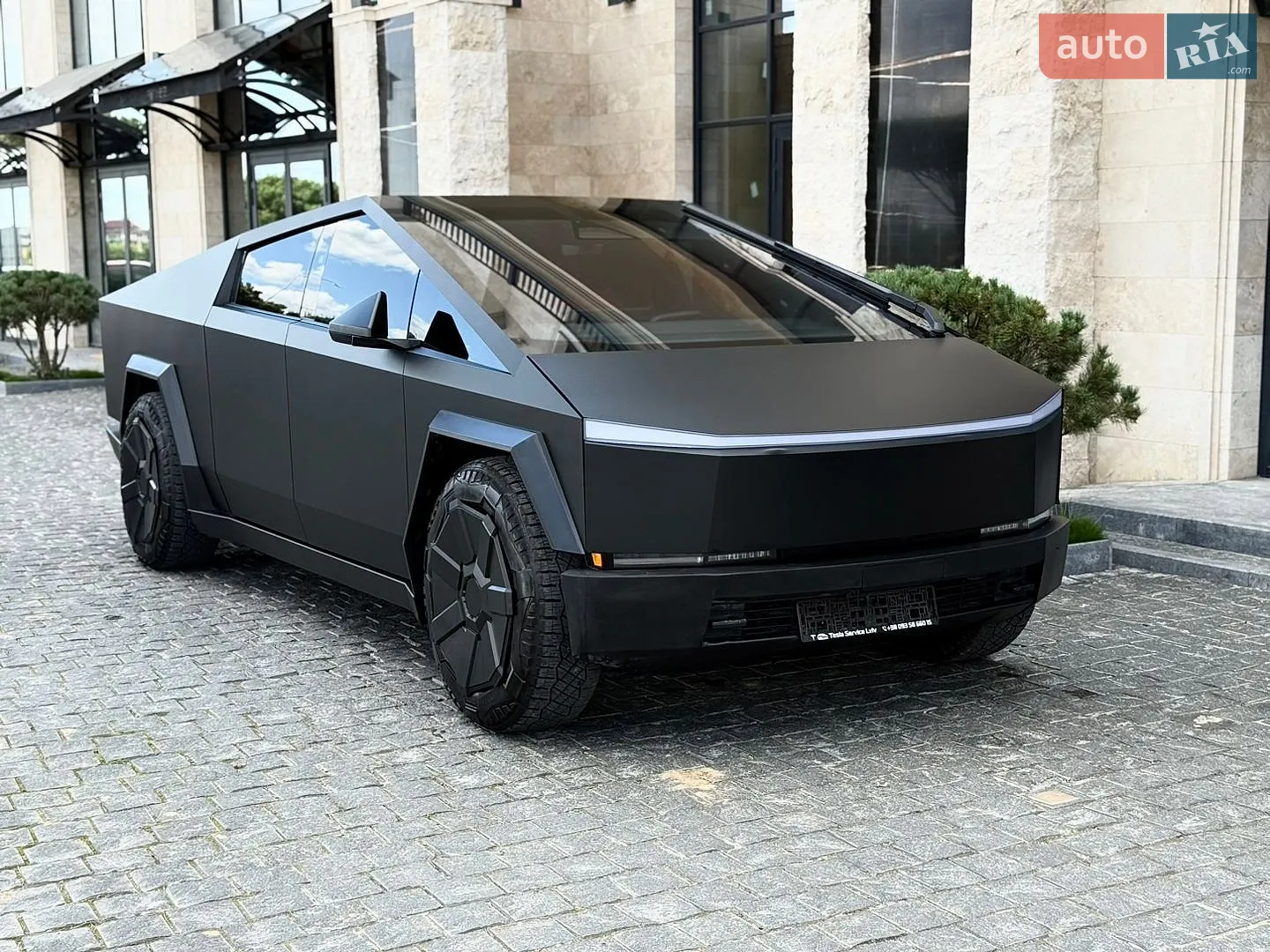 2024 Tesla Cybertruck - мініатюра 23