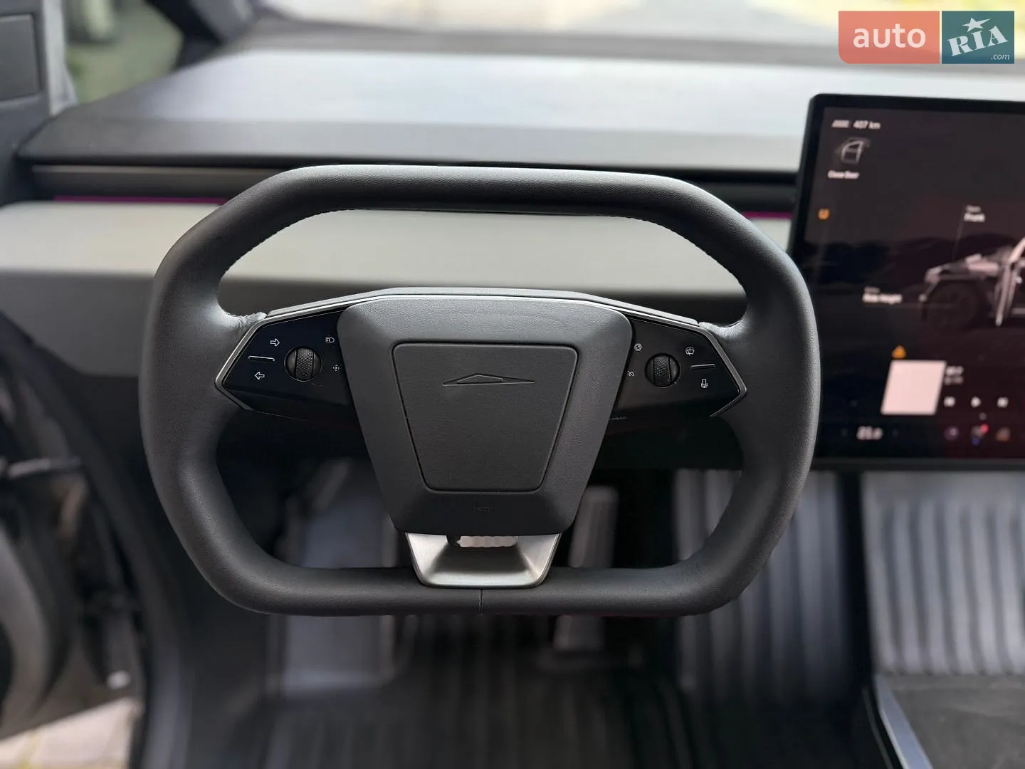 2024 Tesla Cybertruck - мініатюра 33