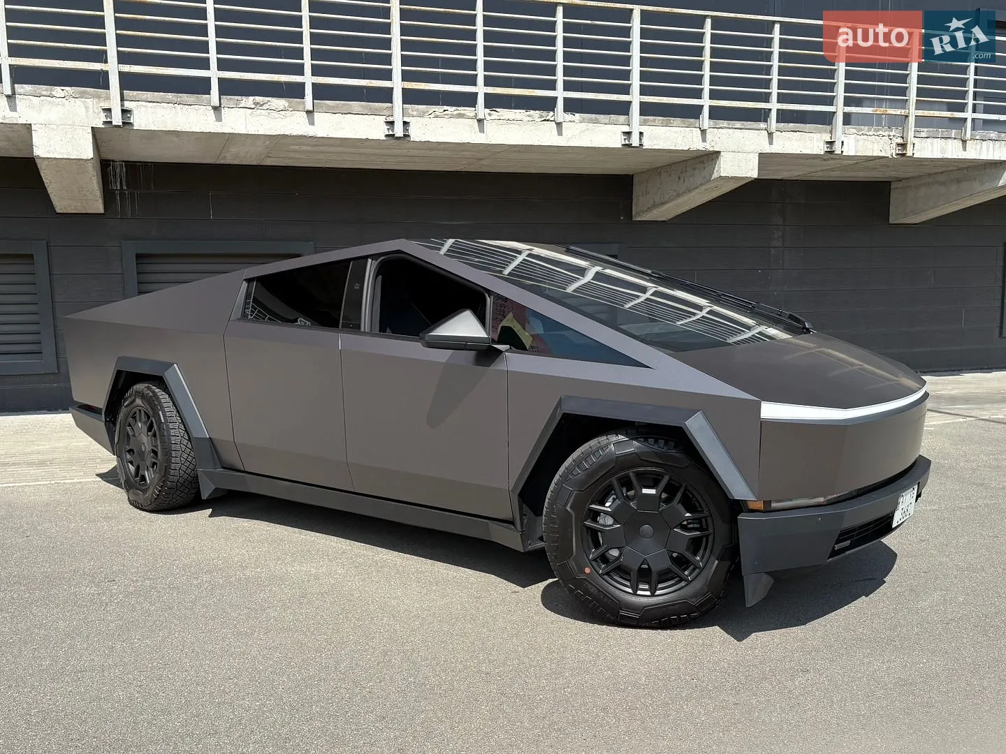 2024 Tesla Cybertruck - мініатюра 3