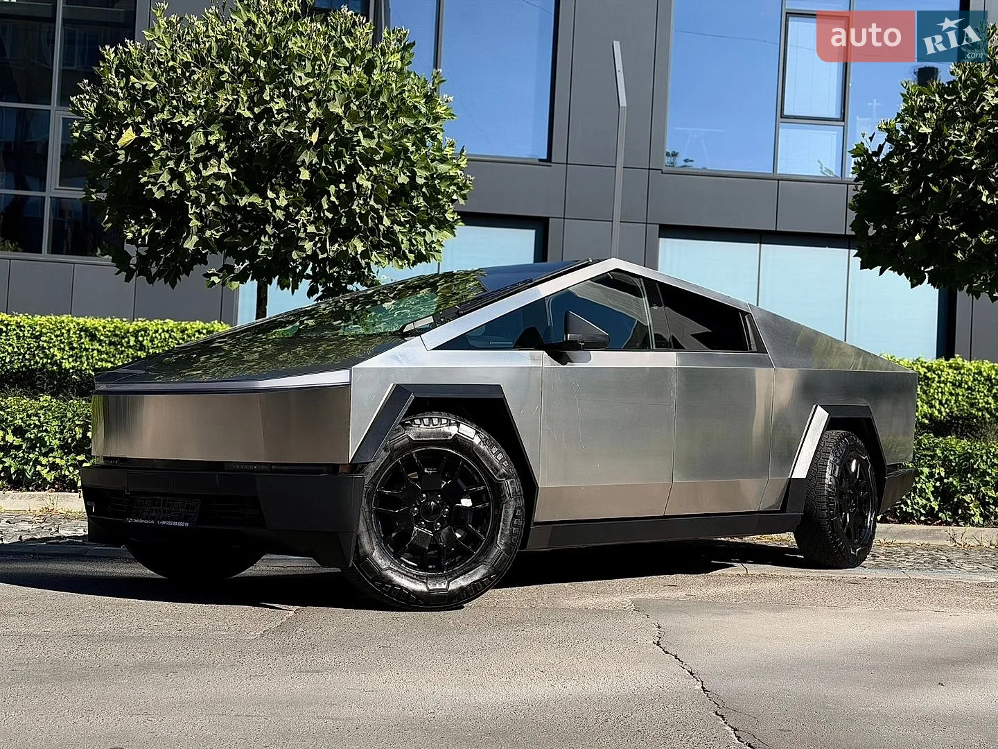 2024 Tesla Cybertruck - мініатюра 2
