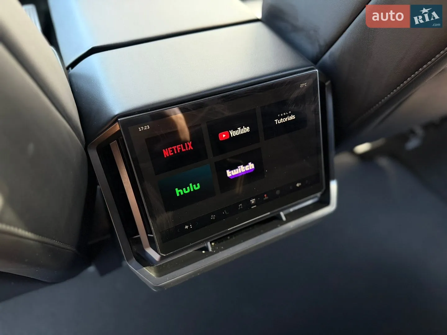2024 Tesla Cybertruck - мініатюра 51