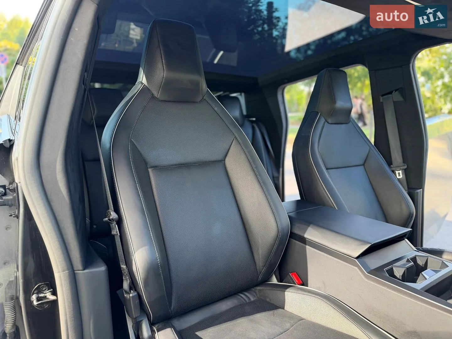 2024 Tesla Cybertruck - мініатюра 60