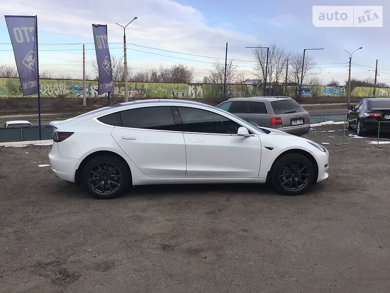 Седан Tesla Model 3 2018 в Харкові фото 3 Седан Tesla Model 3 2018 в Харкові