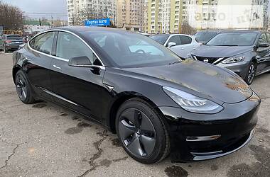 Седан Tesla Model 3 2018 в Одессе