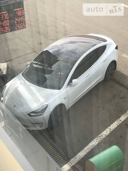 Седан Tesla Model 3 2018 в Харкові фото 23 Седан Tesla Model 3 2018 в Харкові