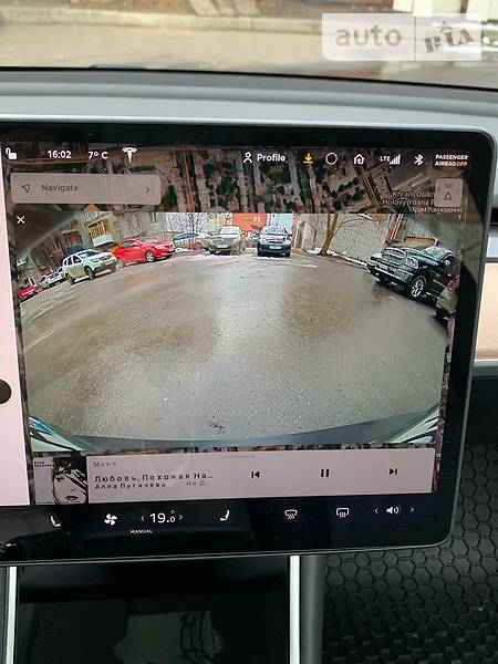 Седан Tesla Model 3 2018 в Харькове