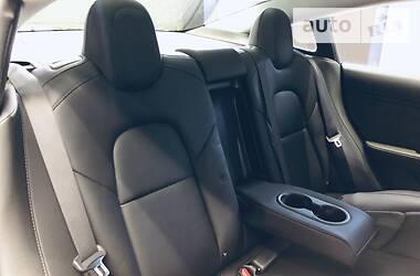 Седан Tesla Model 3 2018 в 