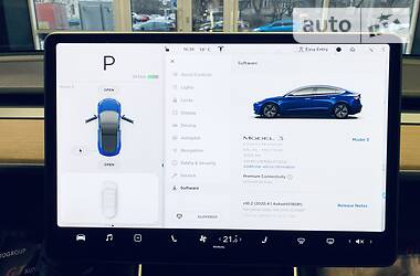 Седан Tesla Model 3 2018 в 