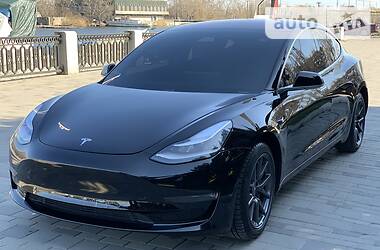 Седан Tesla Model 3 2018 в Днепре