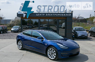 Седан Tesla Model 3 2018 в 