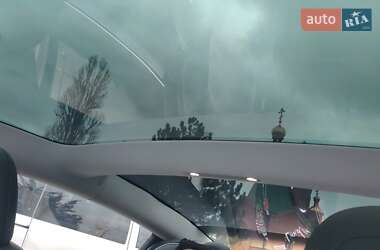 Седан Tesla Model 3 2019 в Одессе