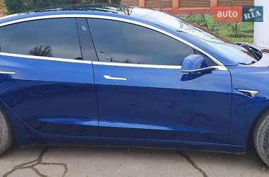 Седан Tesla Model 3 2019 в Одессе