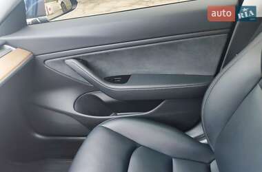 Седан Tesla Model 3 2019 в Одессе