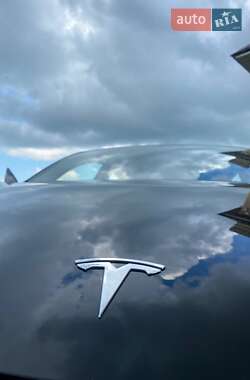 Седан Tesla Model 3 2020 в Харкові