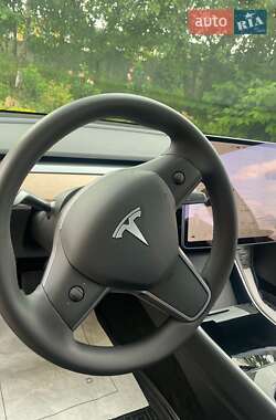 Седан Tesla Model 3 2020 в Харькове