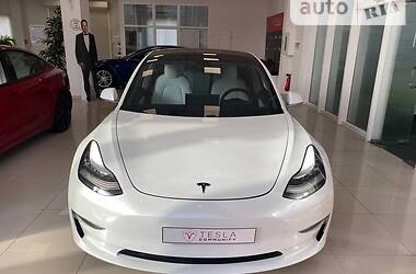 Седан Tesla Model 3 2019 в Одесі